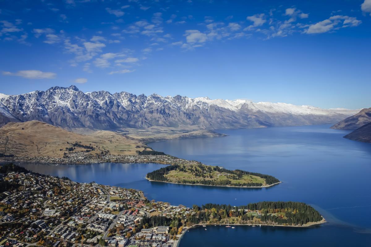 Queenstown_aerial_view_spring_4_d1ee683e-4f36-45f6-9e72-300a58cd30ab